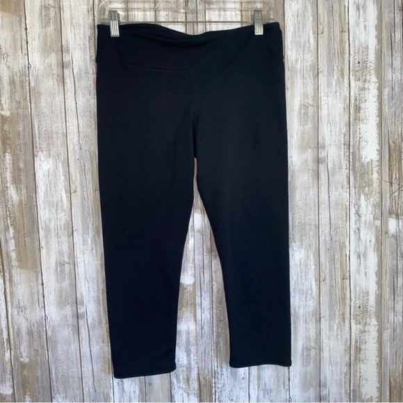 Fabletics Pants - Fabletics Black Cropped Leggings
